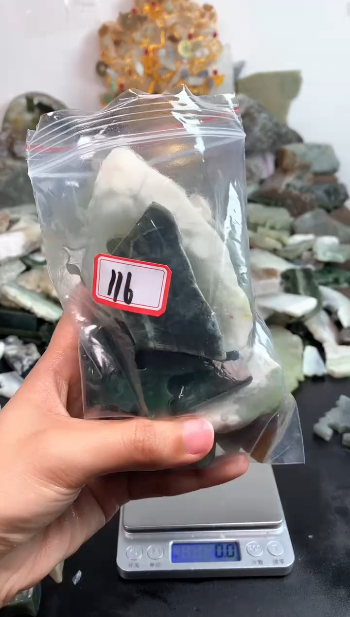 未镶嵌和田玉摆件116