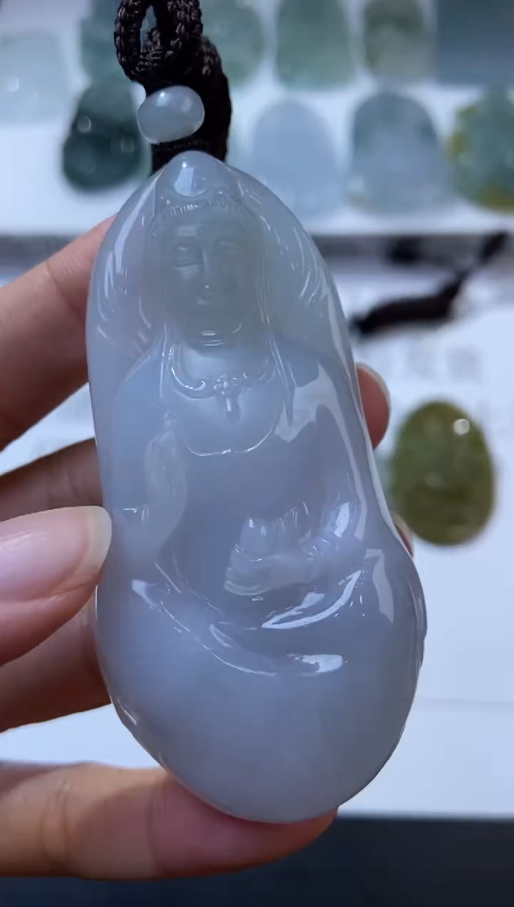 未镶嵌挂件翡翠白*光379142    多人 