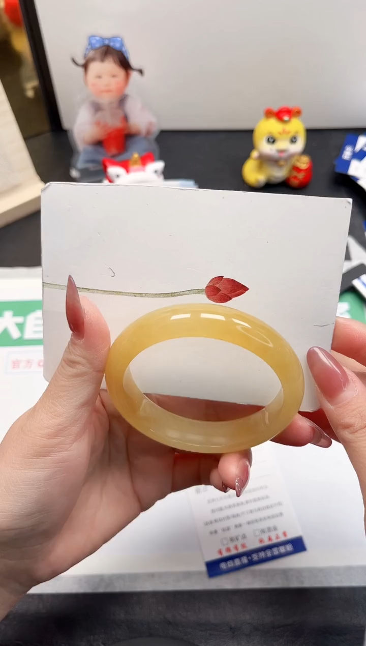 【闪购商品】石英质玉手镯未镶嵌241-59