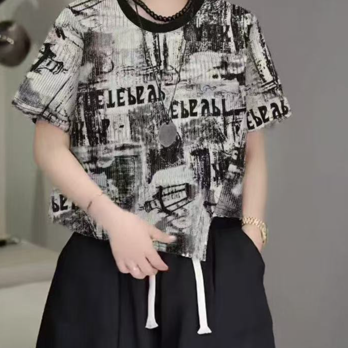 A2792咖拼晕染英文不规则时尚T恤