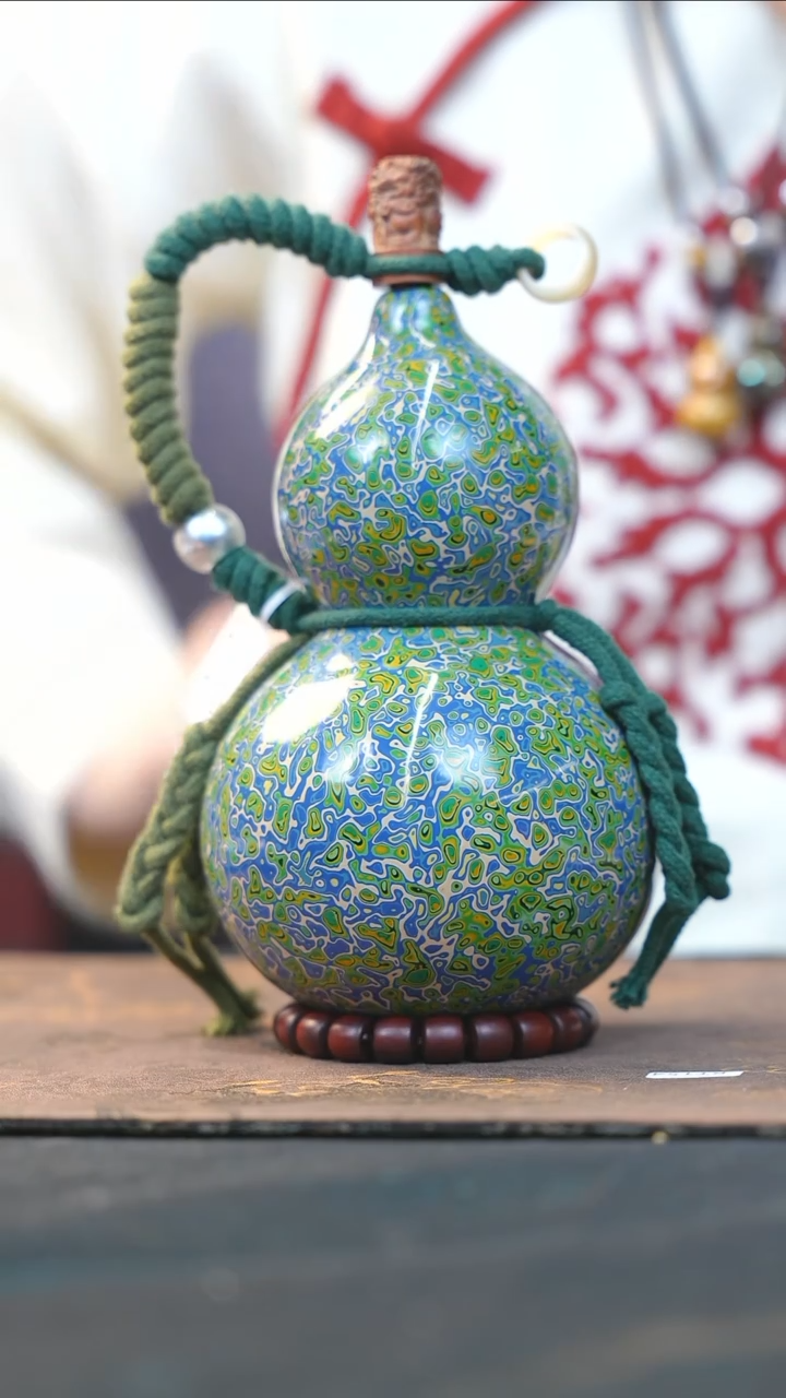 【闪购商品】RT239漆艺酒葫芦不包手串及旋转底座