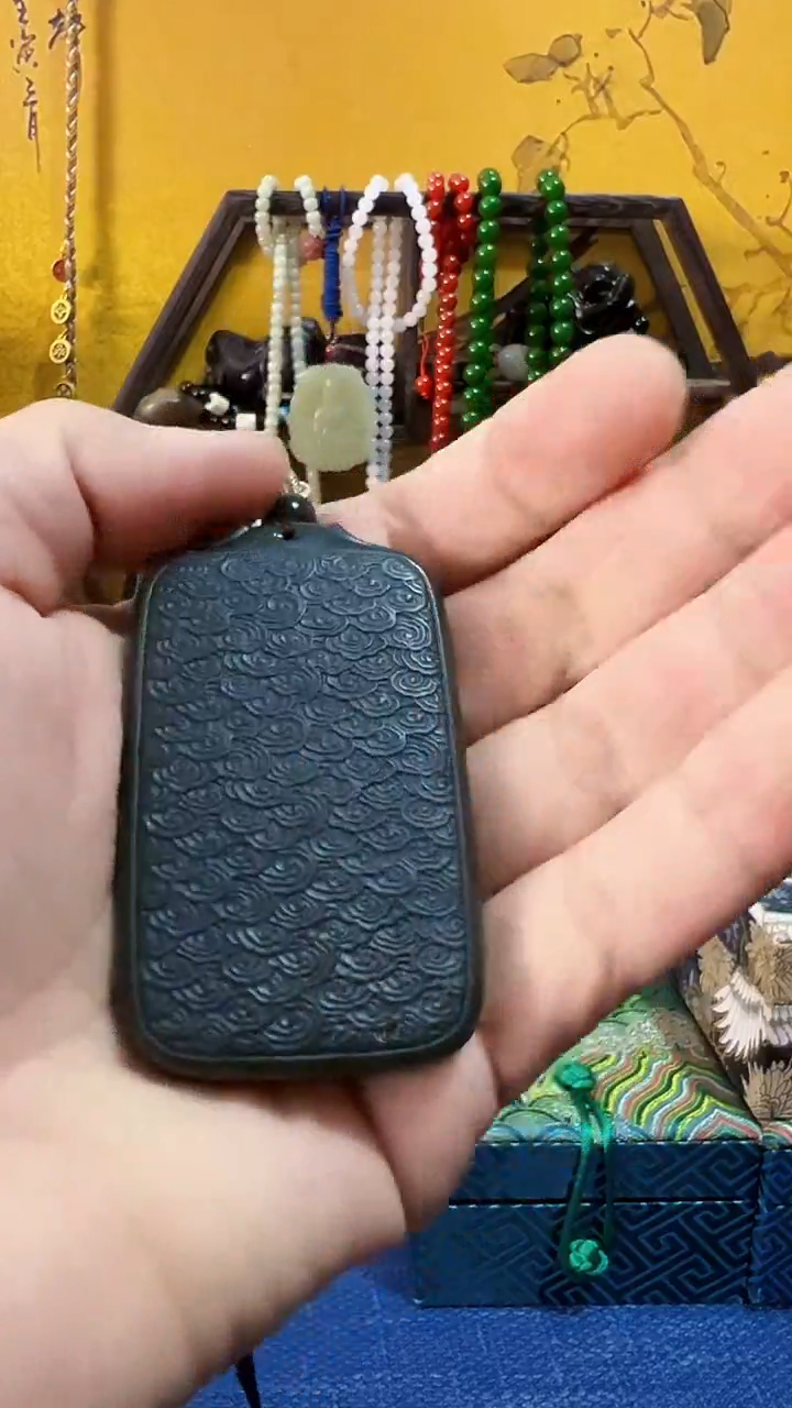 【闪购商品】和田玉（青玉）挂件未镶嵌沙枣请祥云无事牌(飞铃文玩)