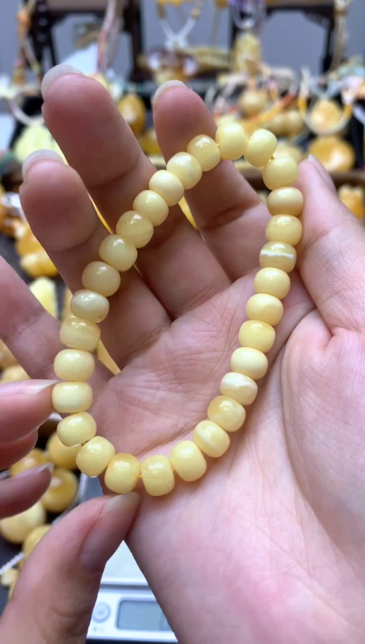 未镶嵌琥珀珠宝奇石065琥珀蜜蜡花粉有纹小坑介意勿拍