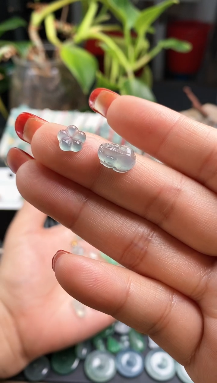 【闪购商品】翡翠散珠貔貅+小花