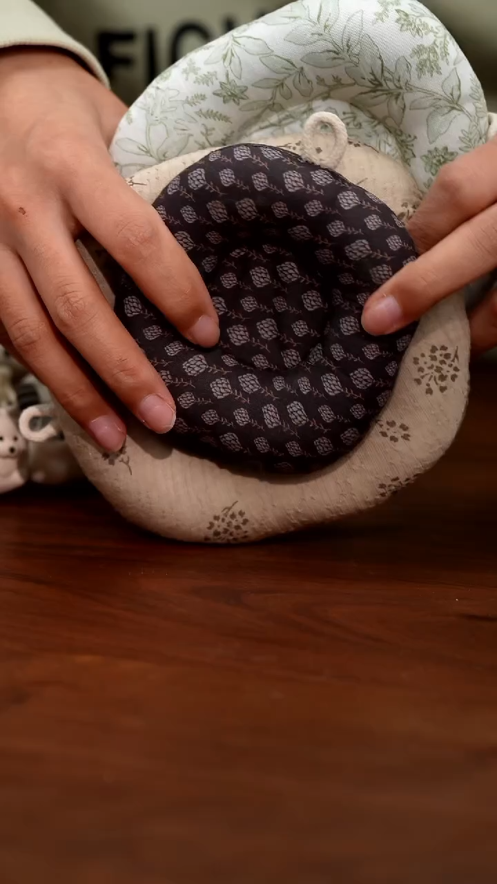 紫砂摆件三只猫窝