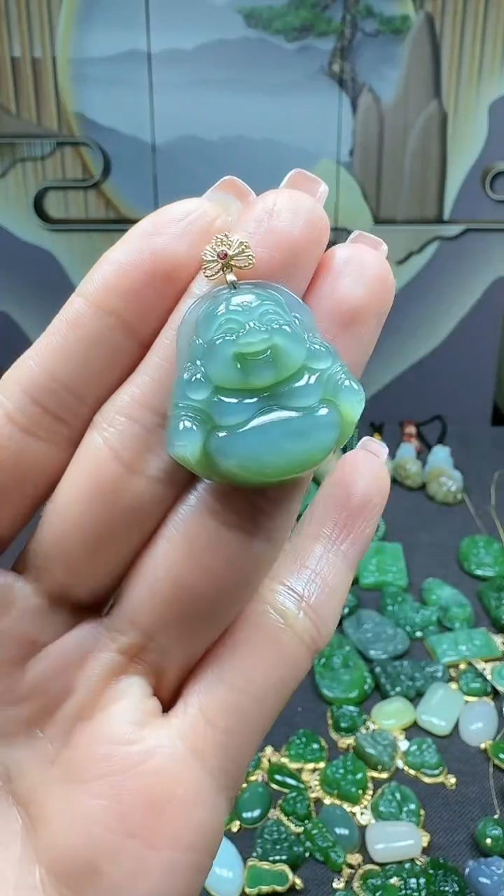 【闪购商品】和田玉挂件18K金镶嵌1