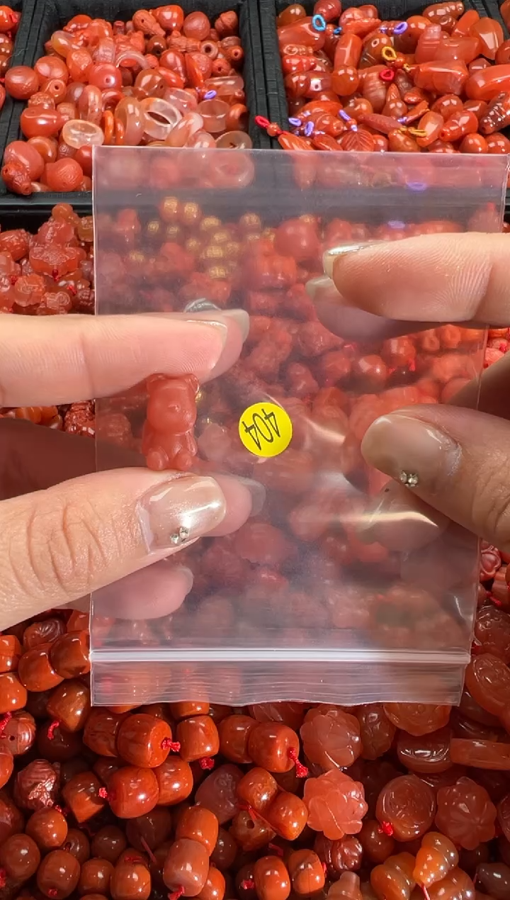 【闪购商品】南红玛瑙颈饰未镶嵌1