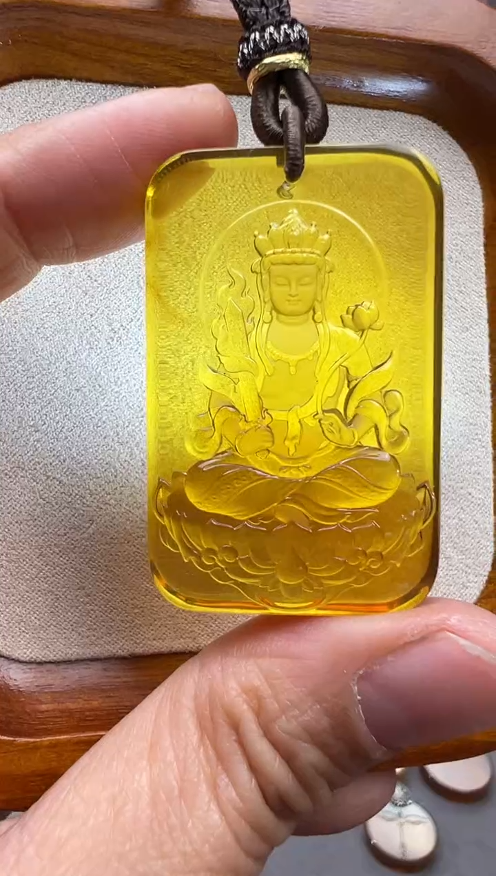 【闪购商品】琥珀颈饰未镶嵌虚空藏