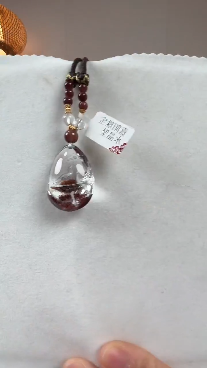 颈饰未镶嵌水晶坠