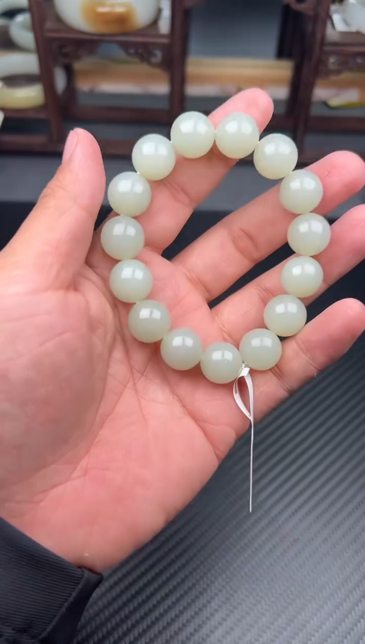 未镶嵌手串和田玉且末微色差近矿卡14