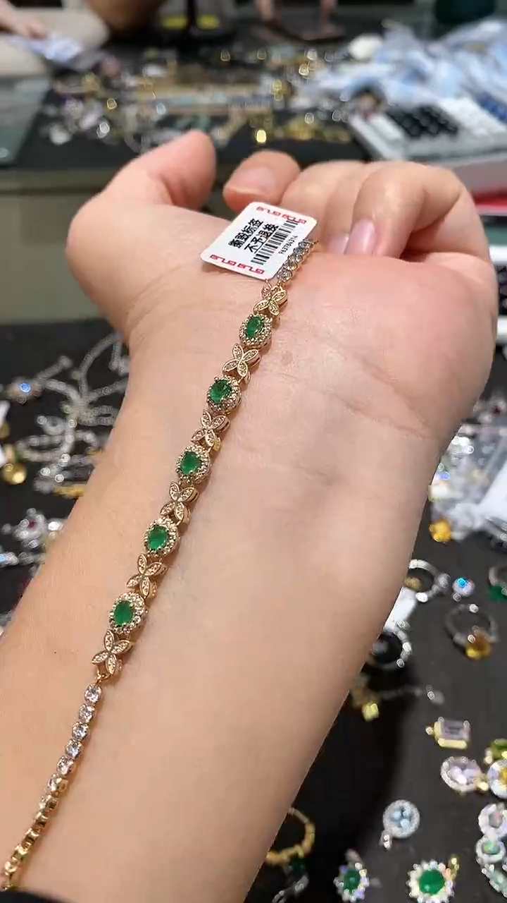 【闪购商品】手链银S925镶嵌祖母绿手链