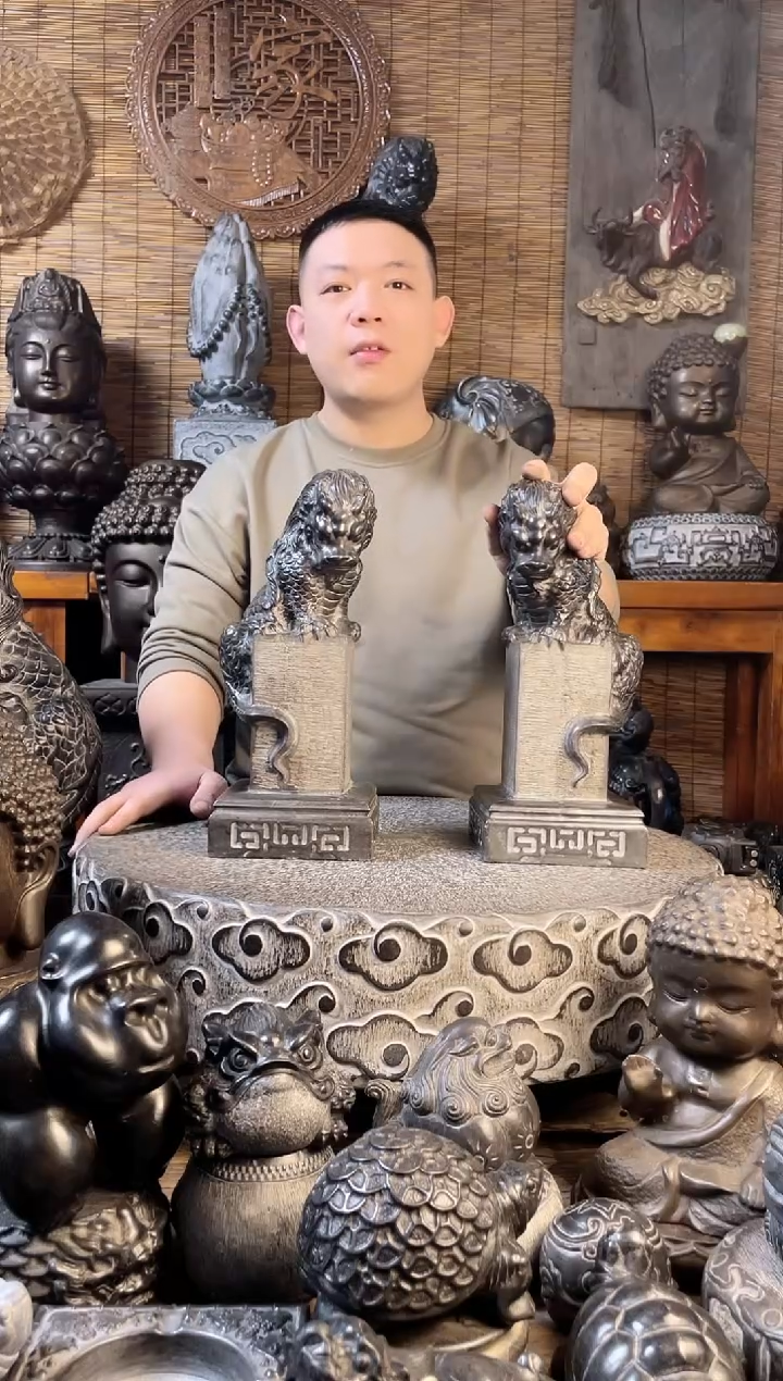 【闪购商品】34吸水兽立柱一对天然青石雕刻