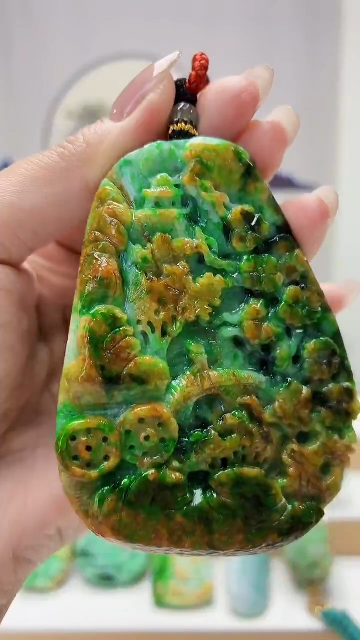 未镶嵌定制翡翠5145MM-毛货挂件81