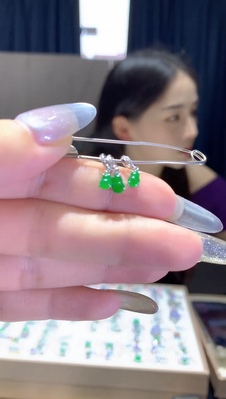 翡翠18K金镶嵌颈饰杨教授MJ015多样性发一