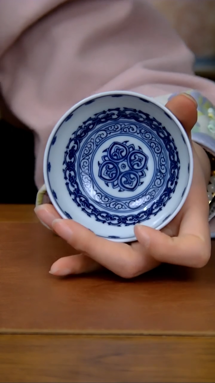 【闪购商品】陶瓷宝相纹普洱杯（小）         