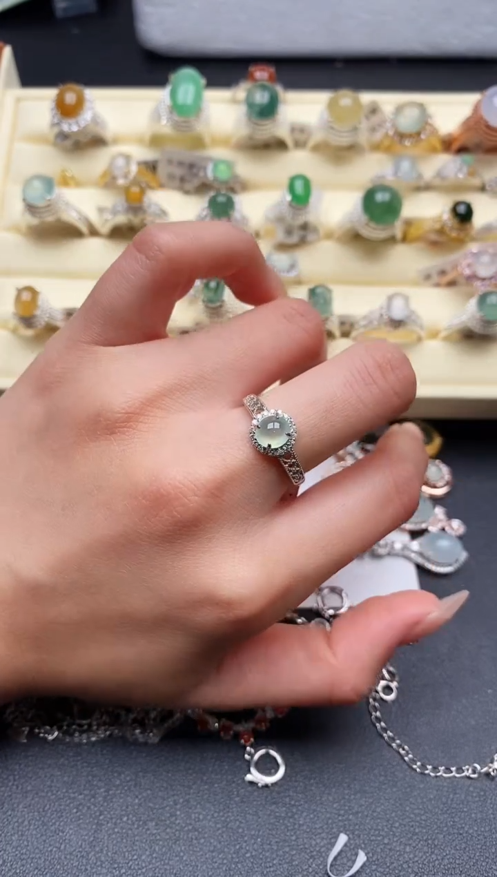 【闪购商品】翡翠戒指银S925镶嵌999999+6