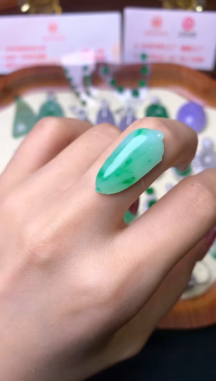 【闪购商品】定制翡翠未镶嵌裸石（镶嵌定制）