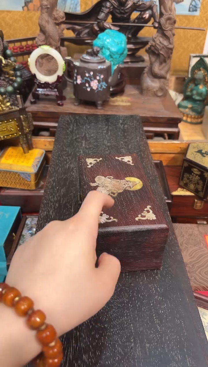 檀香紫檀（小叶紫檀）109一点红手串鼻壶附带木盒凯凯凯凯凯凯凯凯