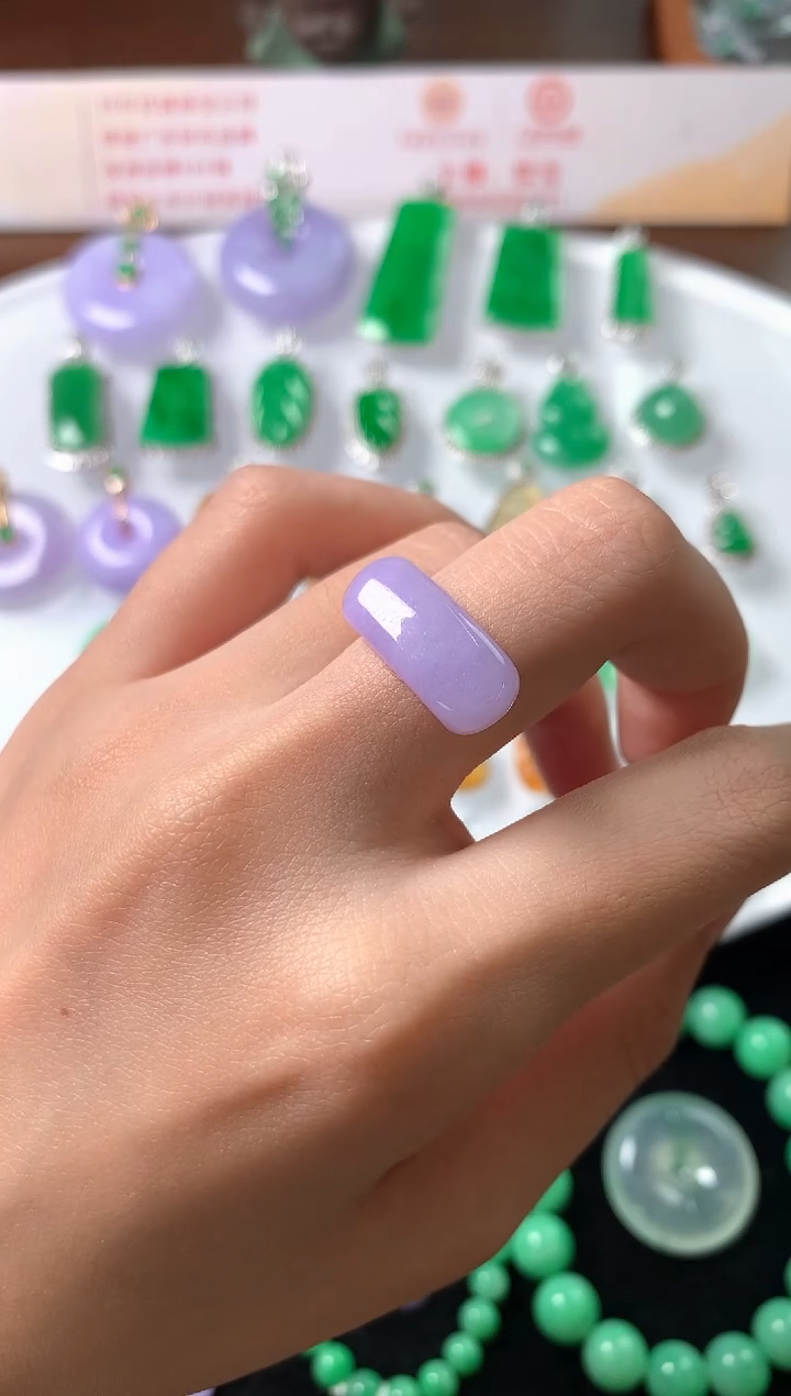 未镶嵌定制翡翠裸石（镶嵌定制）