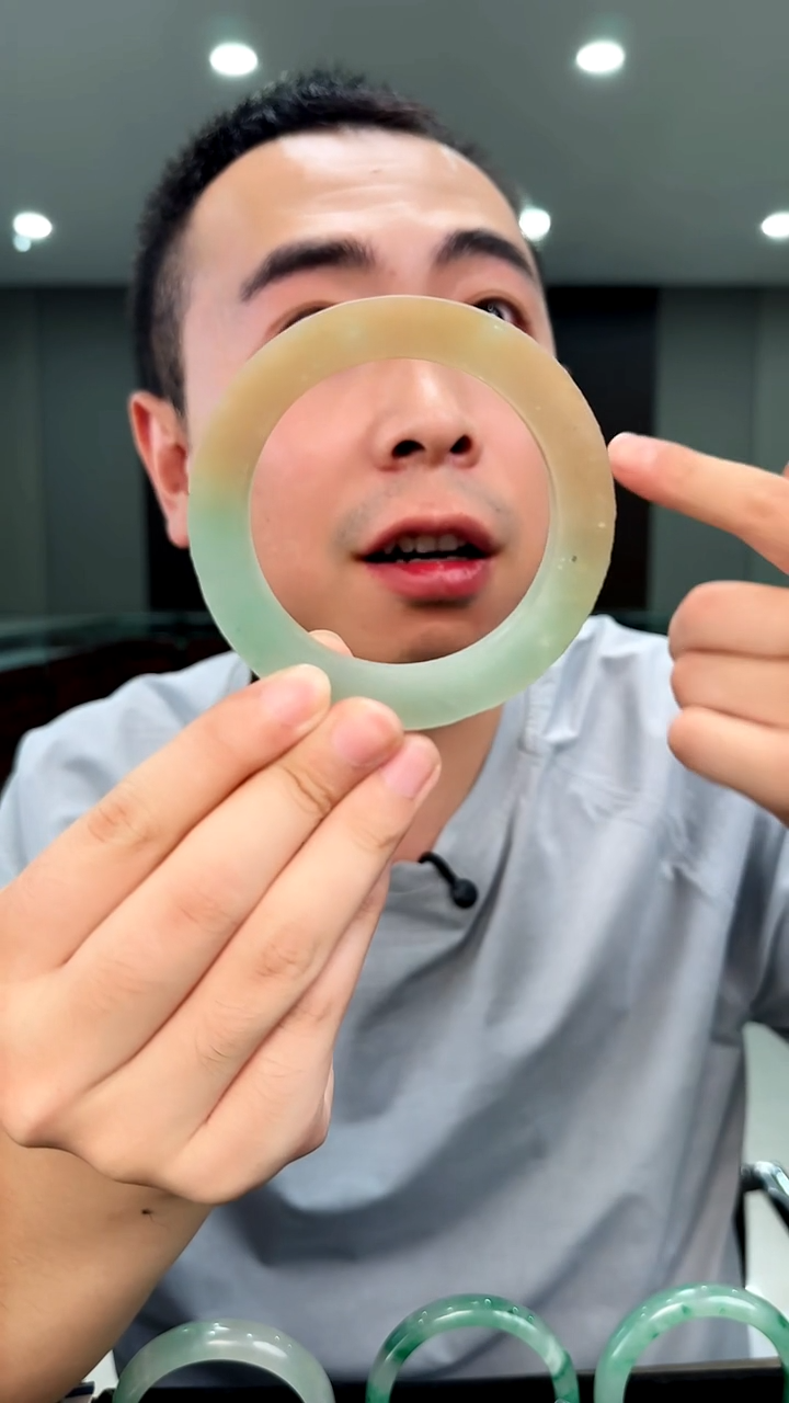 石英质玉手镯未镶嵌双色毛圈定制62＋