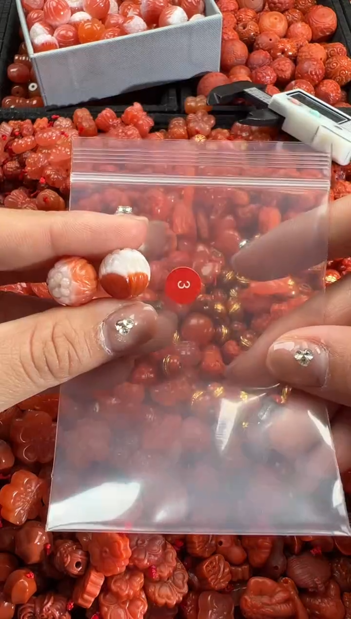 【闪购商品】南红玛瑙颈饰未镶嵌2