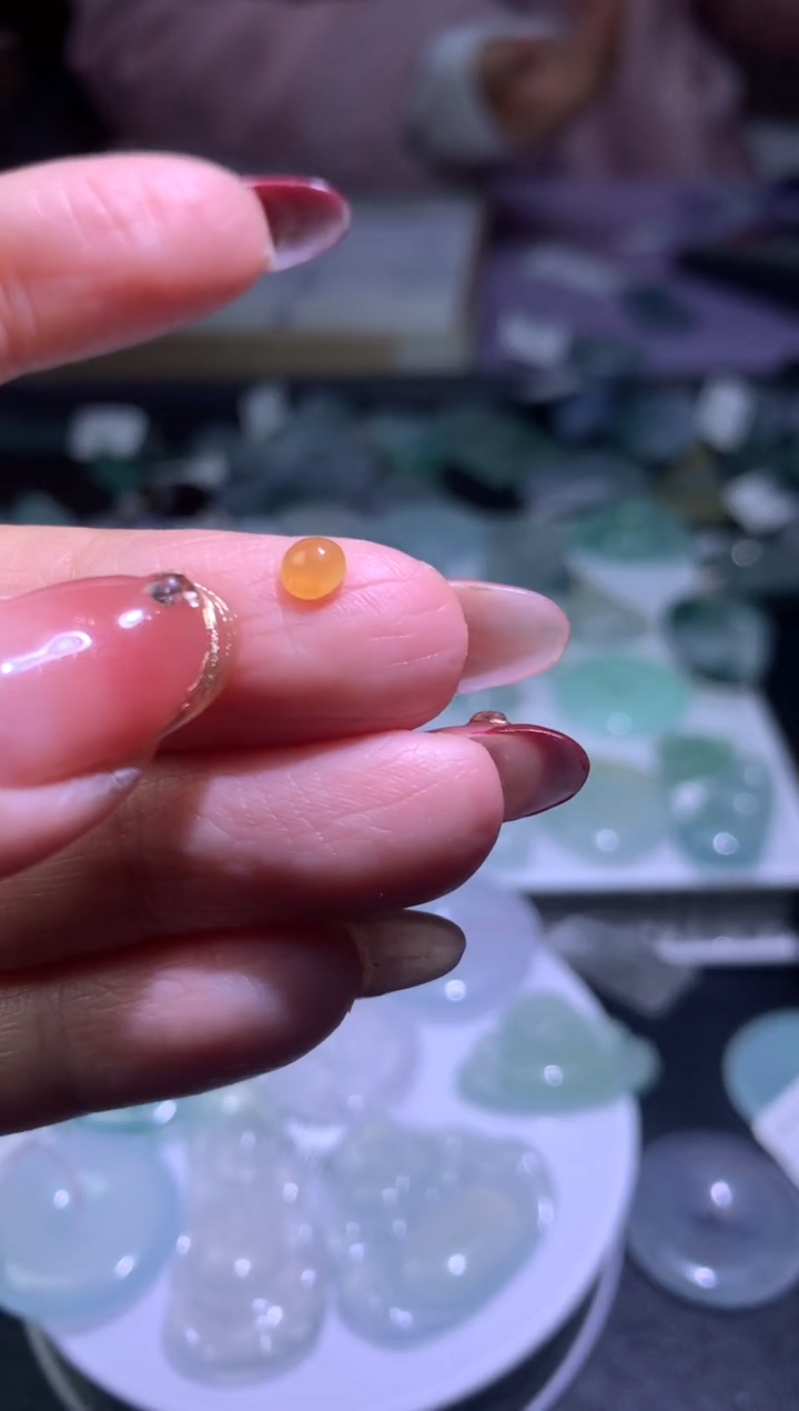 【闪购商品】定制翡翠未镶嵌毛货