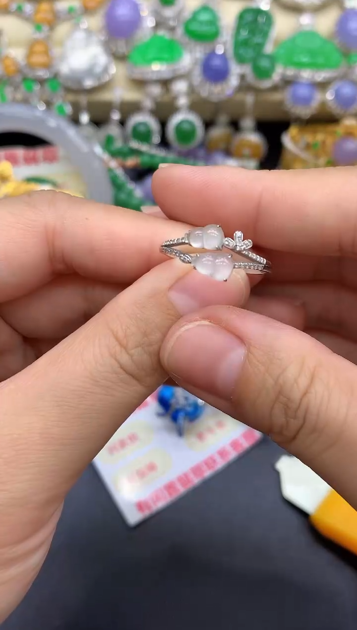 18K金镶嵌戒指翡翠267-中国好珍宝