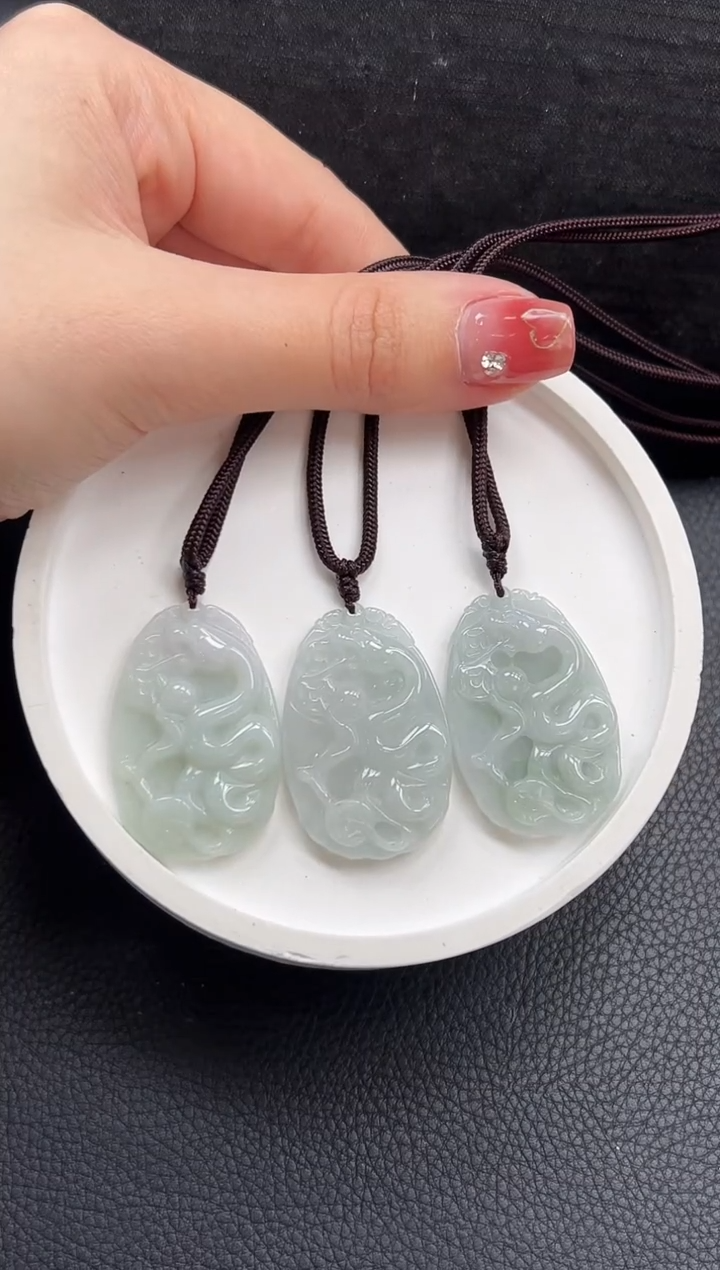 【闪购商品】翡翠颈饰未镶嵌M61-837 蛇生肖牌多样性发一