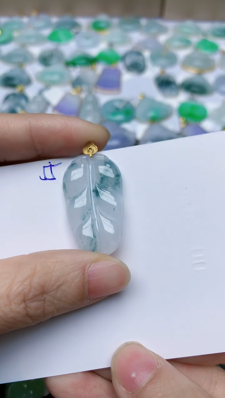 【闪购商品】翡翠颈饰18K金镶嵌天然翡翠A货    55