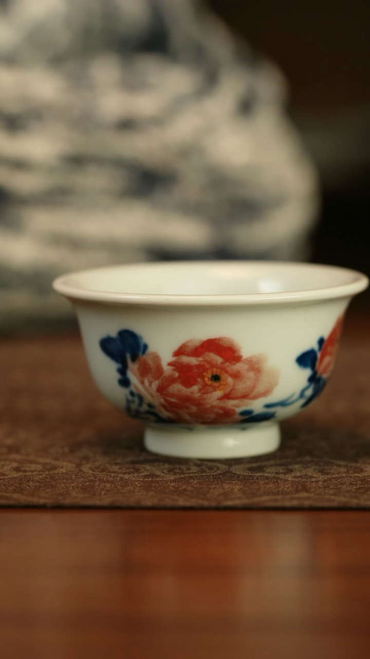 【闪购商品】贵己福利单品釉中牡丹压手杯