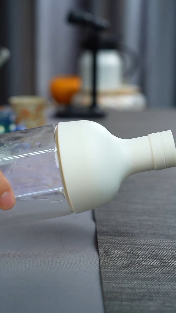 闪购大冷泡瓶满容量950ml白