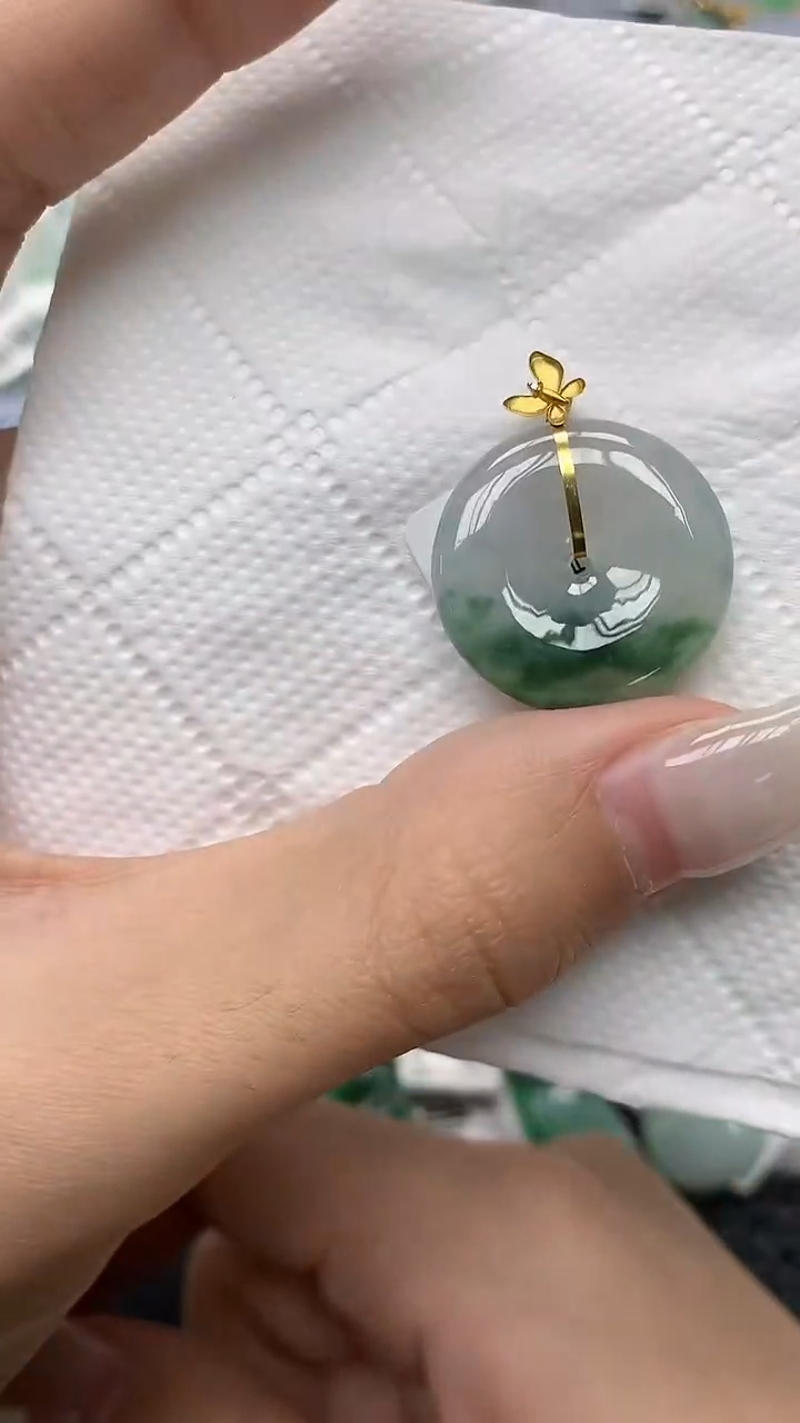 颈饰18K金镶嵌翡翠11111111111