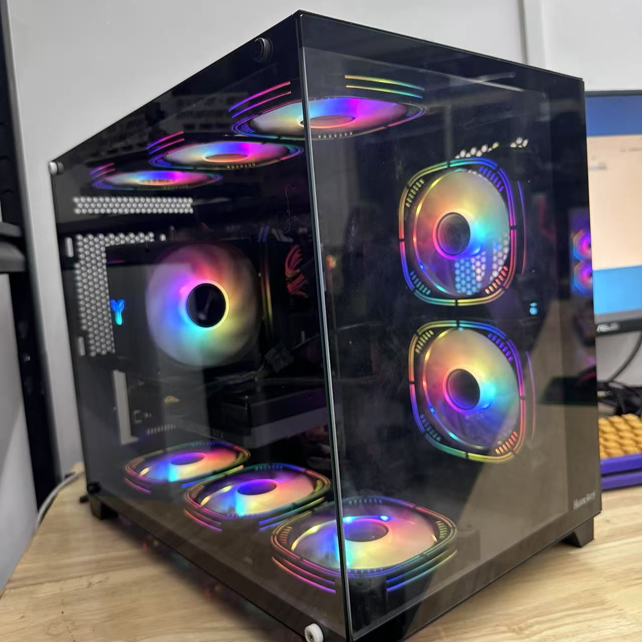 8新  i5-14400f+32+1t+b760+4060ti