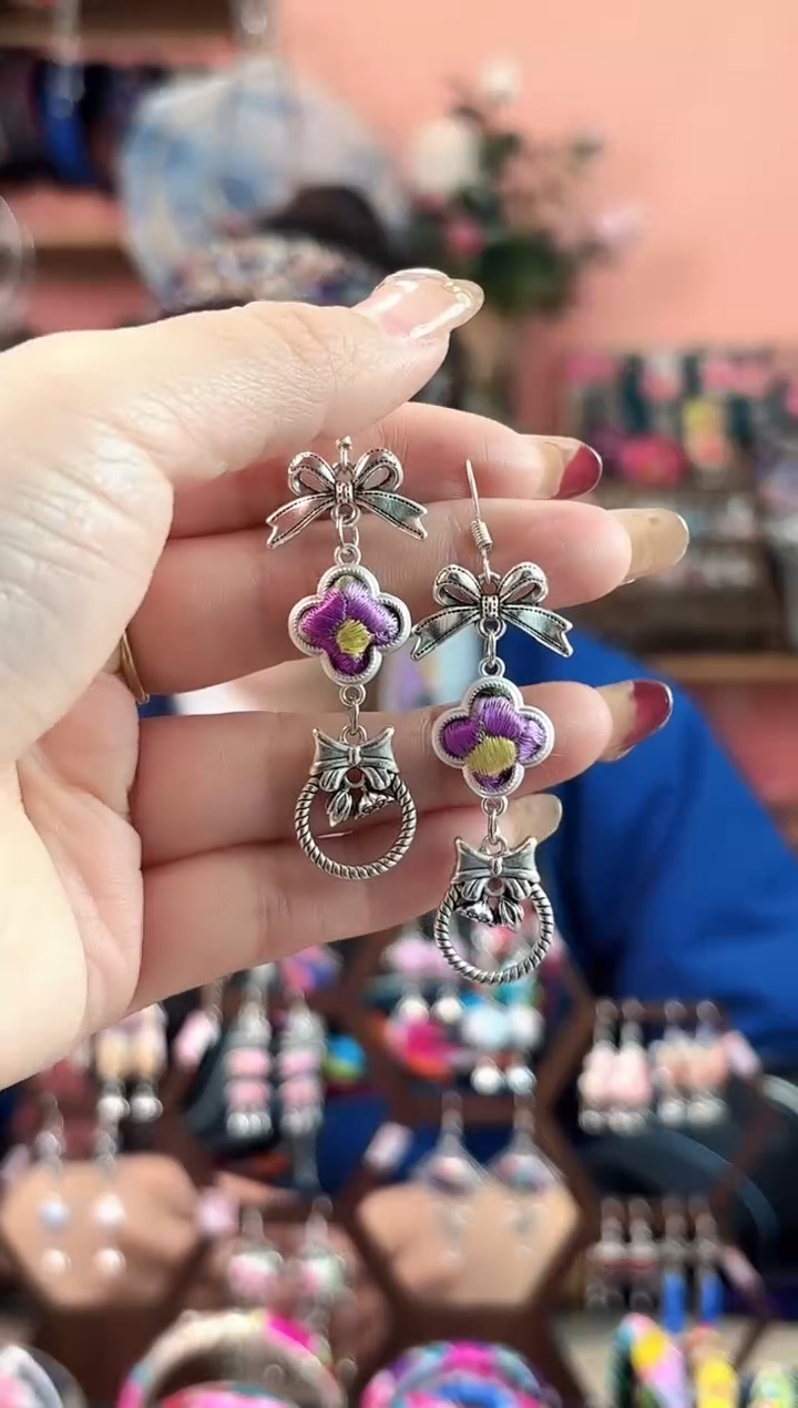 艺枝独绣手工饰品377