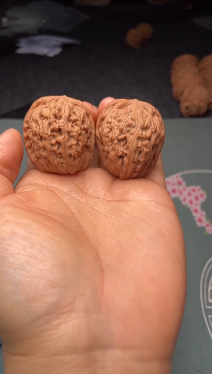 把件文玩核桃w239   莲花  35尺