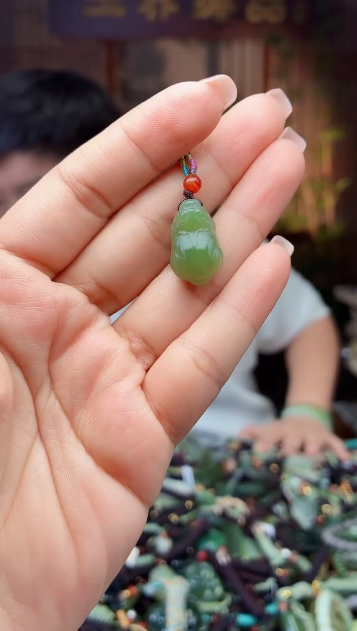 颈饰未镶嵌和田玉多样性发货拍一发一