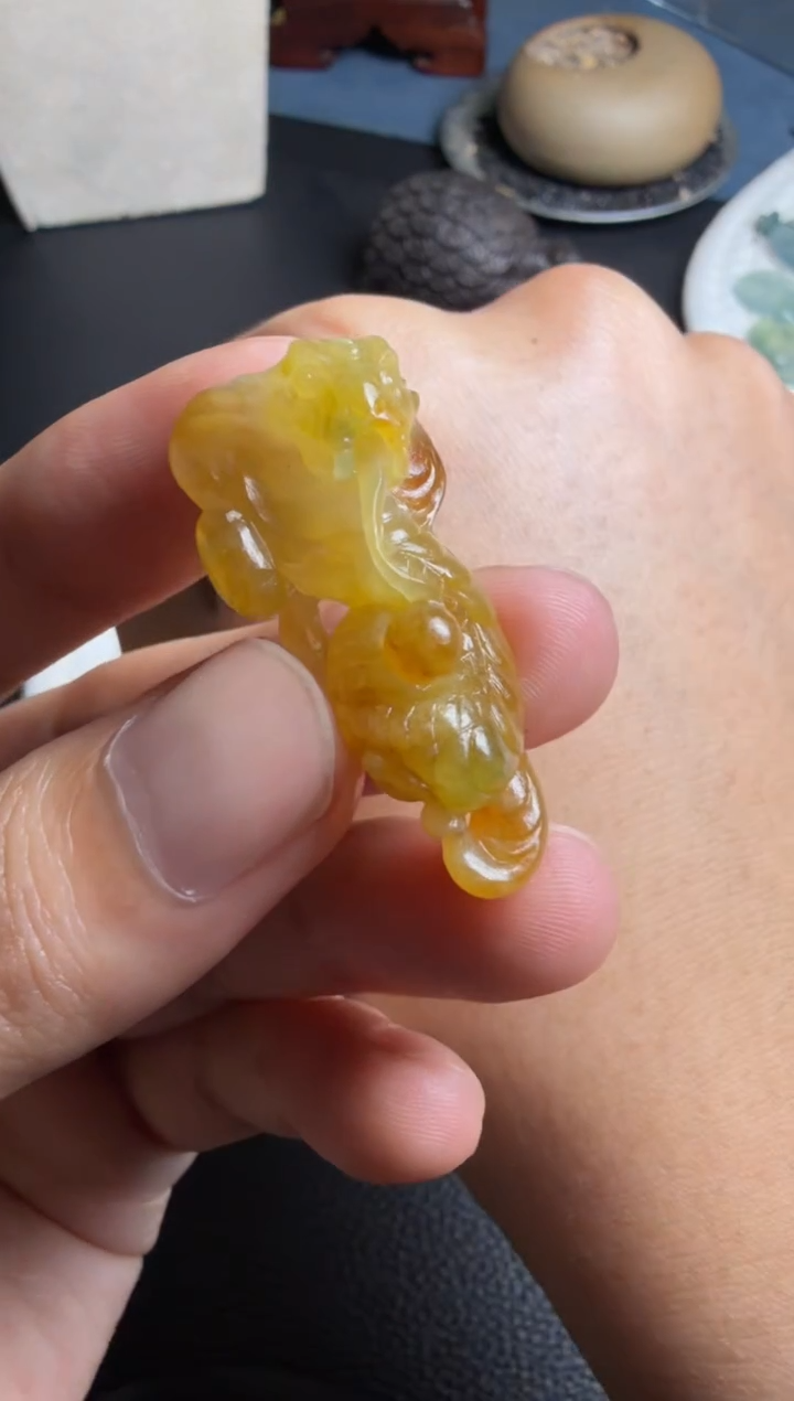 未镶嵌定制翡翠....