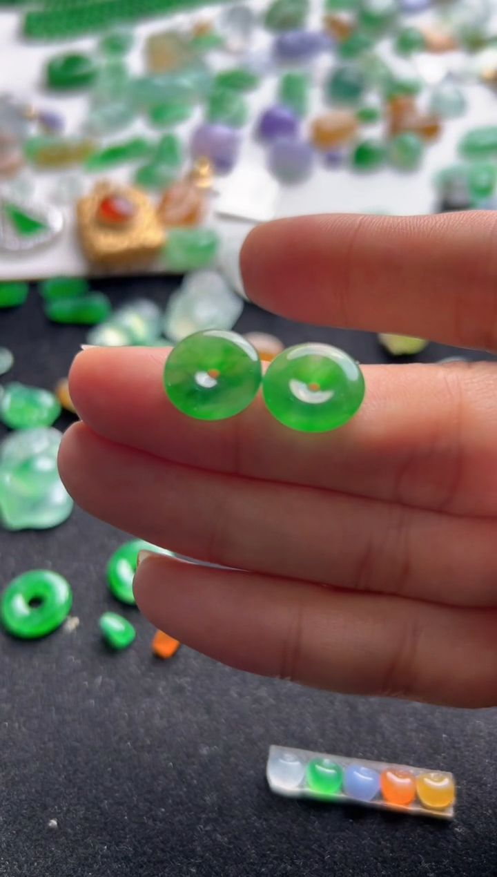 【闪购商品】定制翡翠未镶嵌平安扣25000+1250-lxh148