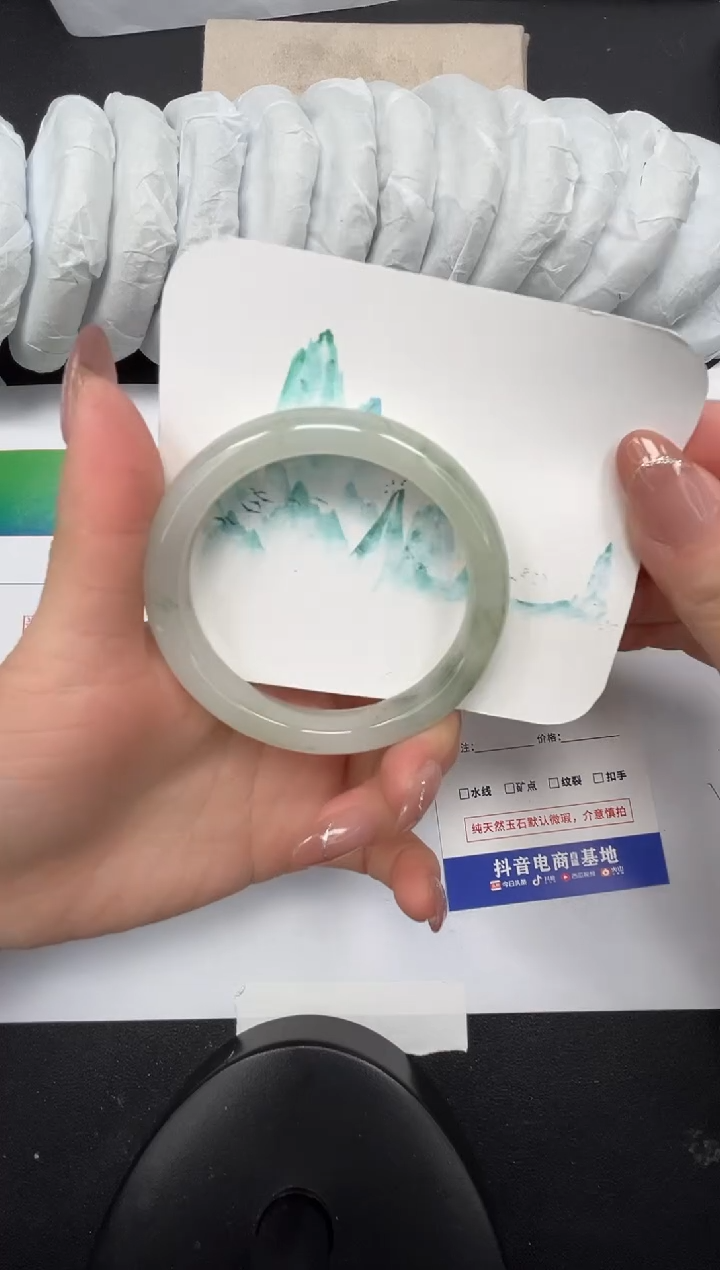 【闪购商品】石英质玉手镯合金139-56.2