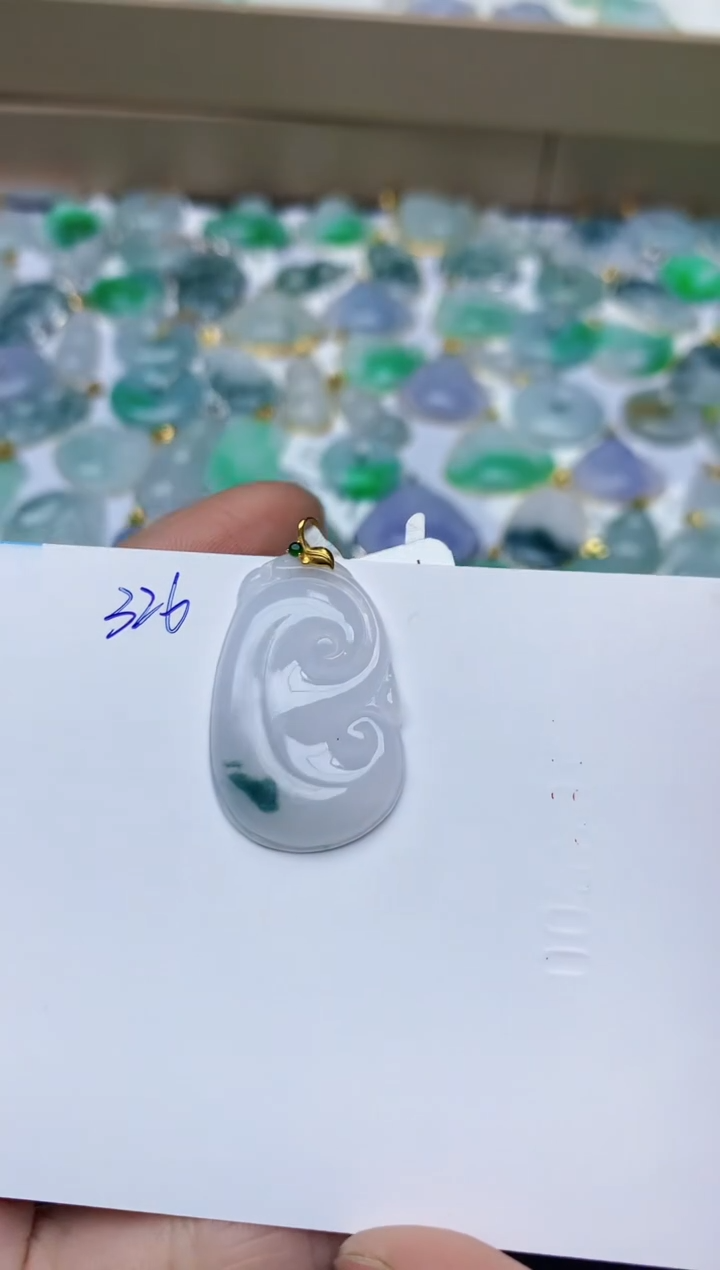 【闪购商品】翡翠颈饰18K金镶嵌天然翡翠A货