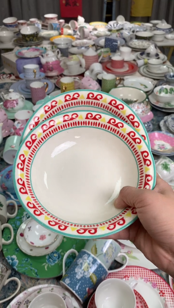 【闪购商品】瓷片陶瓷原单CC374餐具2个