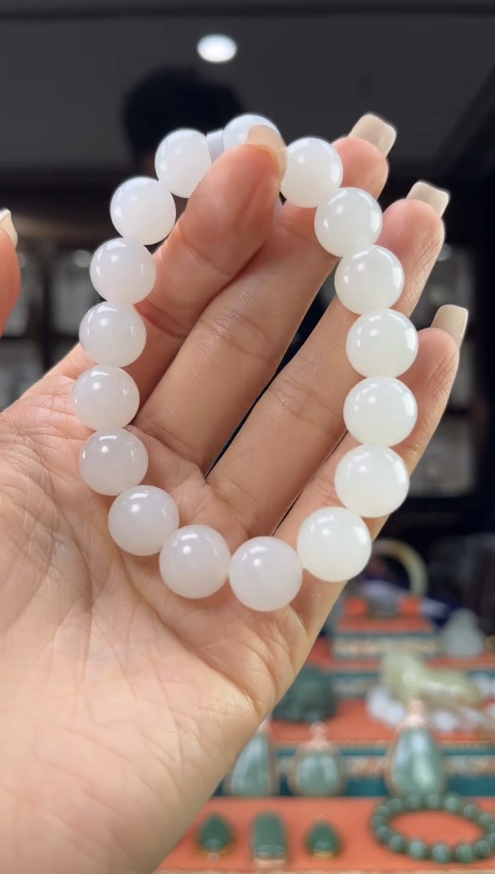 颈饰未镶嵌和田玉佩佩12mm左右