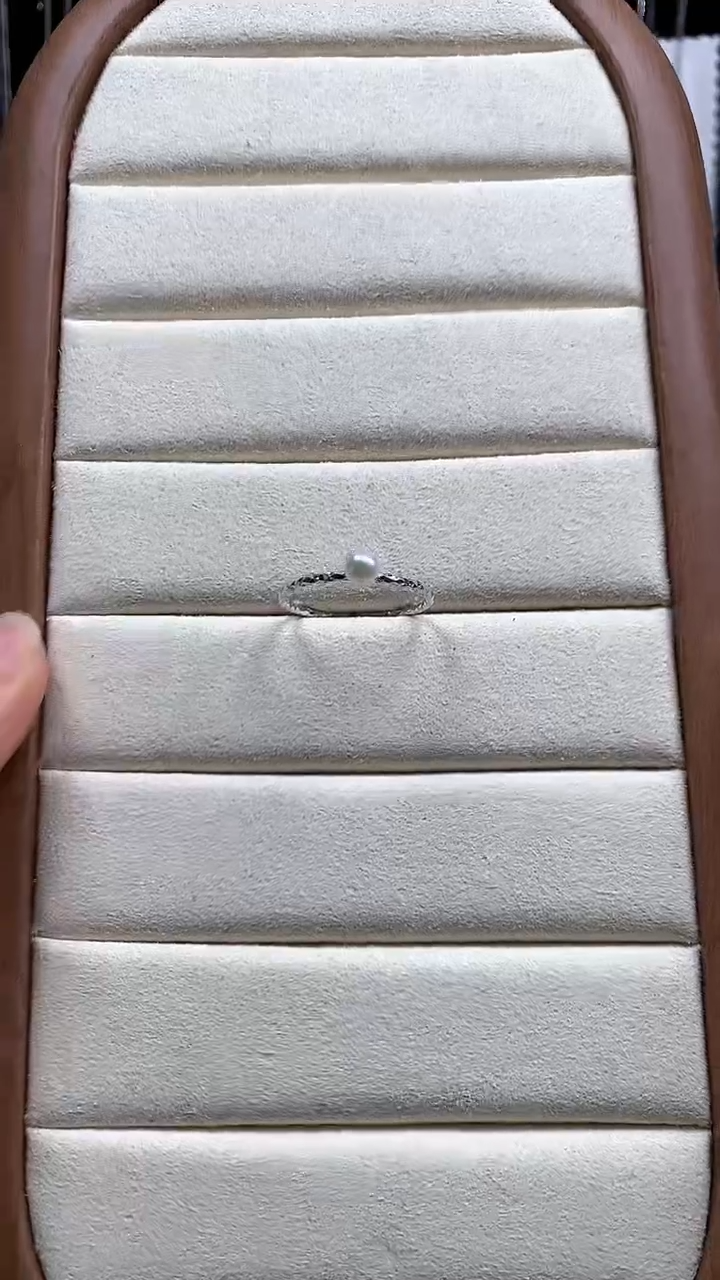 【闪购商品】海水珍珠戒指银S925镶嵌海水珍珠尾戒