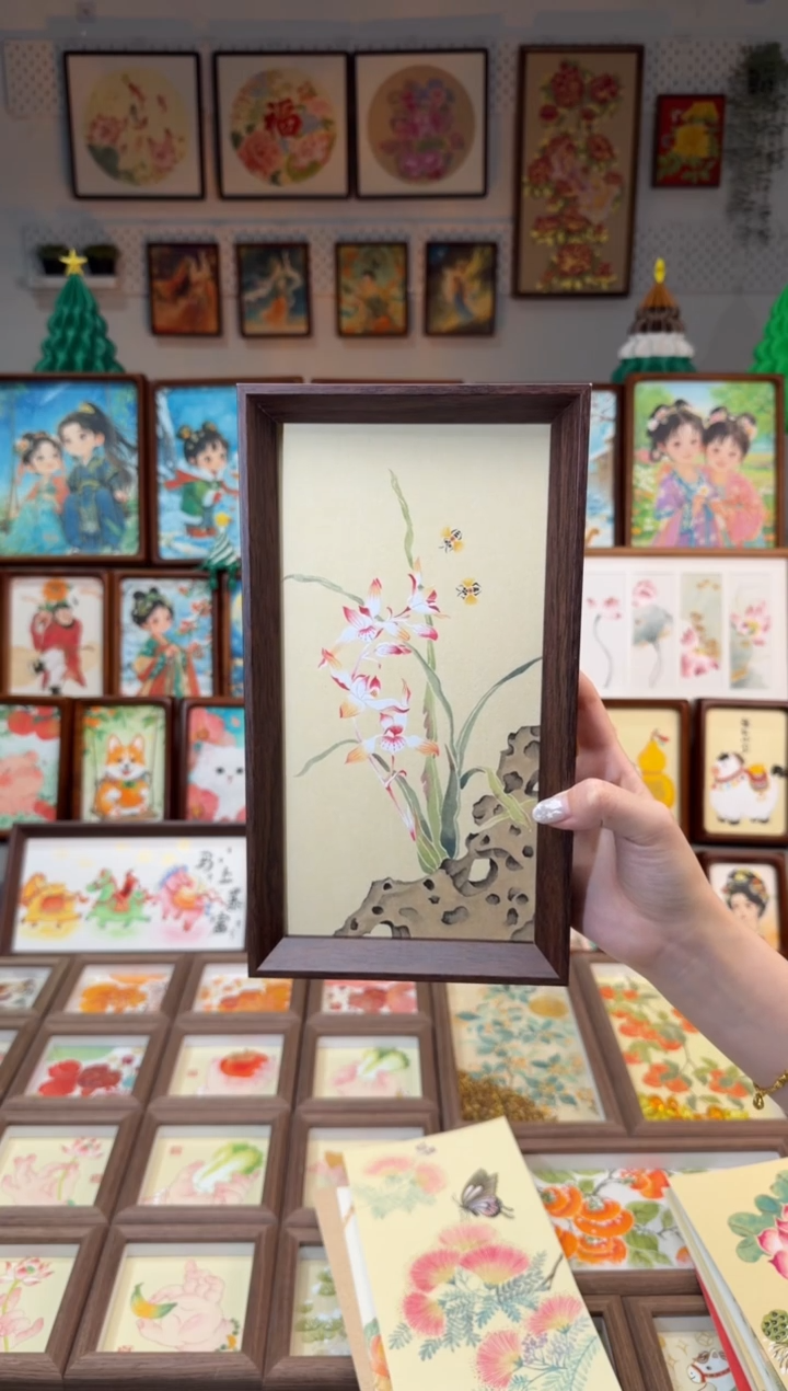 国画太湖石兰花 手绘国画27