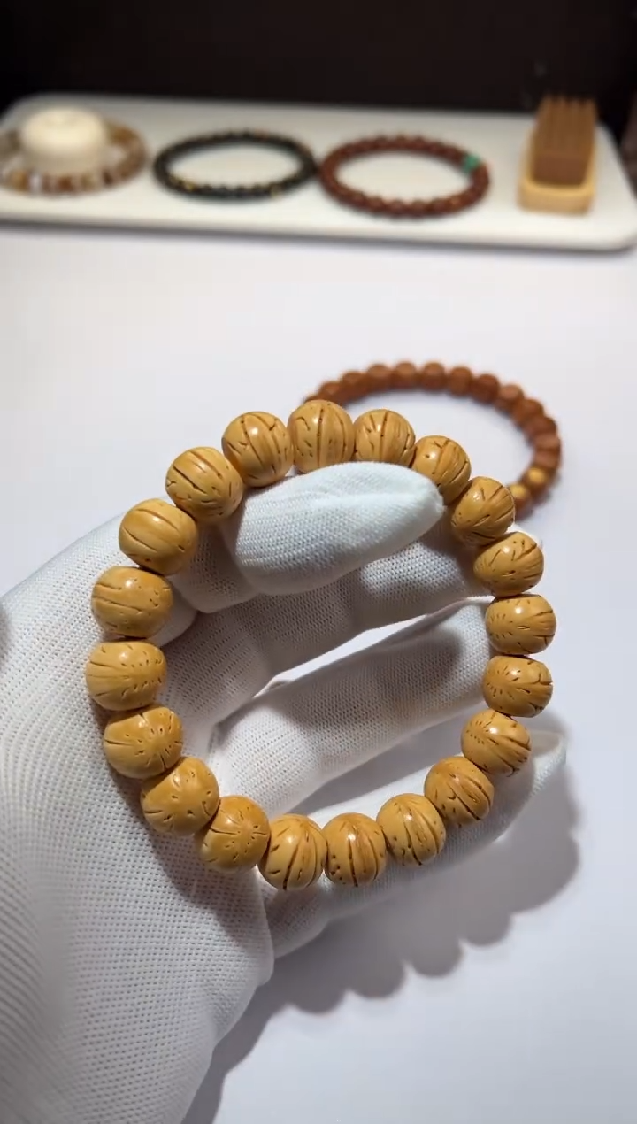 【闪购商品】桃核手串桃核手串