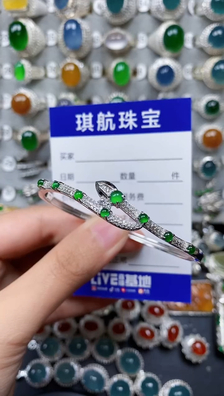 【闪购商品】翡翠手镯银S925镶嵌0501