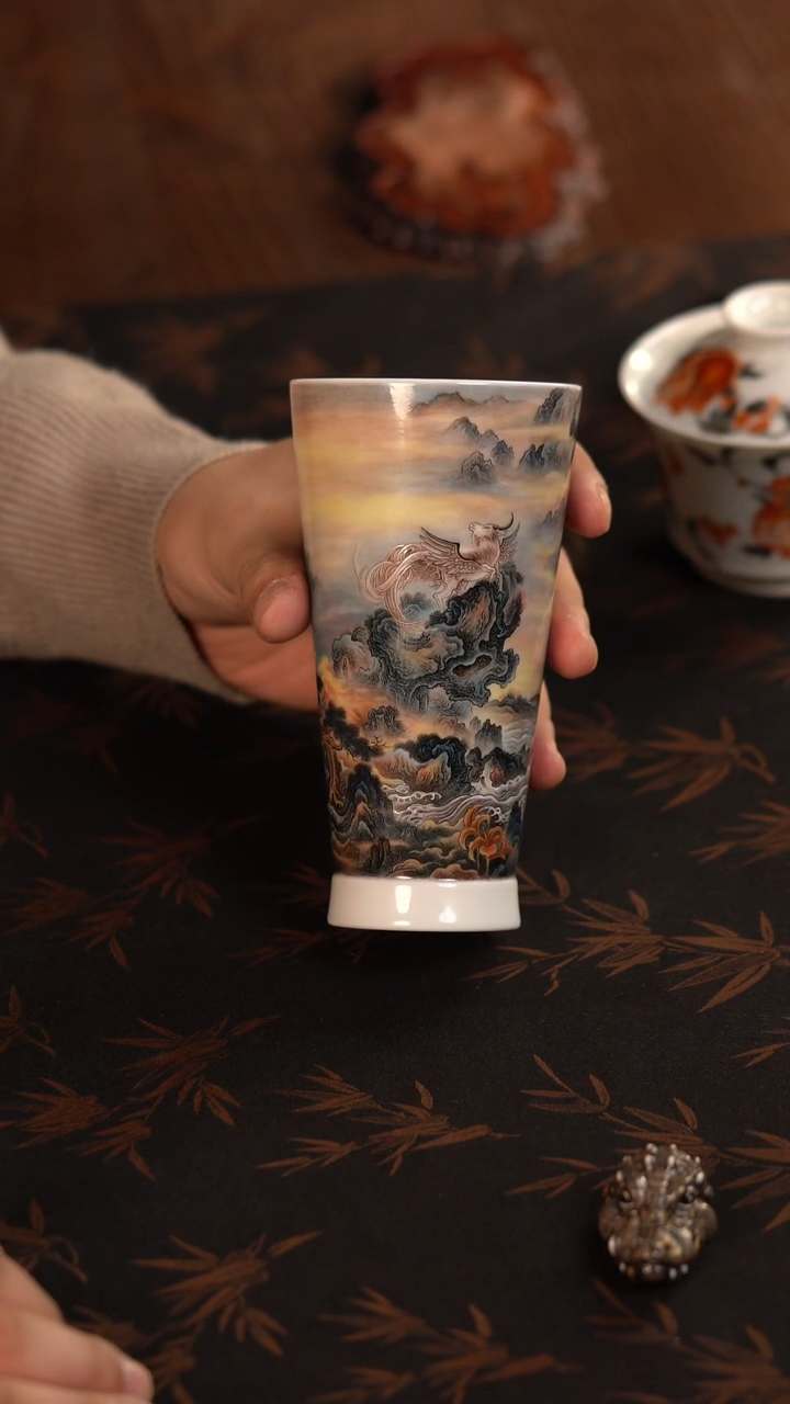 【闪购商品】杯艺林藏珍系列粉彩无境白泽水晶杯