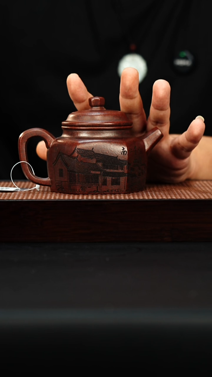 茶壶紫砂宜兴紫砂  六方德钟壶 古乌泥 周昌英