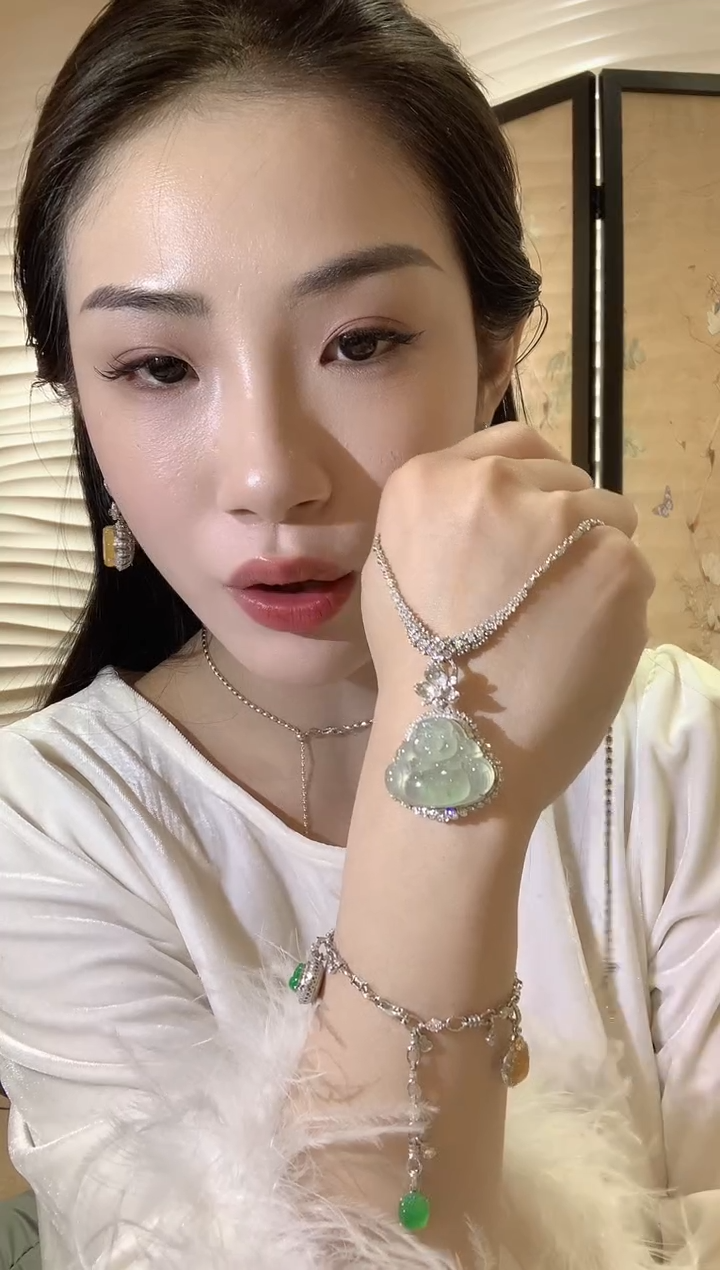【闪购商品】翡翠吊坠(不含链)18K金镶嵌D16