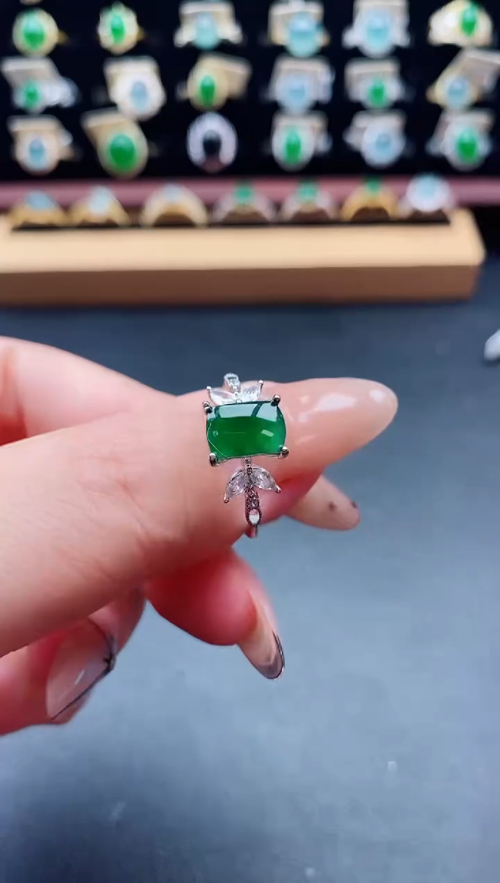银S925镶嵌戒指翡翠1